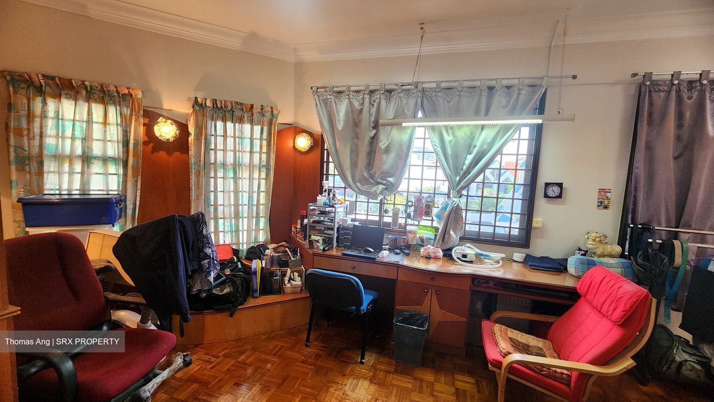 Lim Ah Pin Road (D19), Terrace #505589441